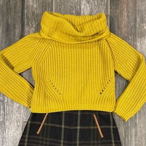 chunky knit cropped cowlneck sweater XS